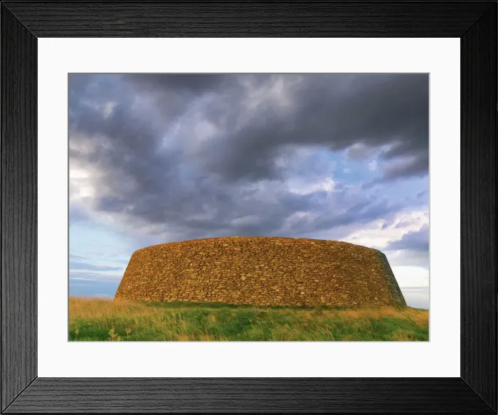 Framed Print : Republic of Ireland, County Donegal, Iron Age stone fortress of Grianan of Aileach Framed Print : Republic of Ireland, County Donegal, Iron Age stone fortress of Grianan of Aileach