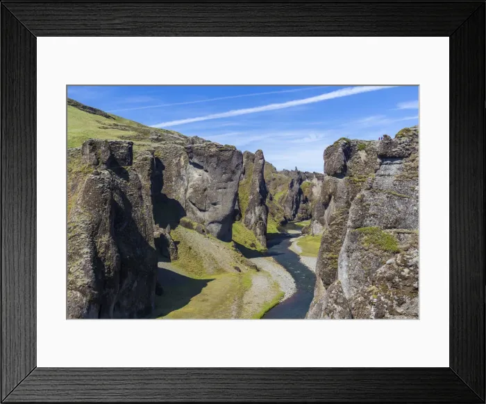 Framed Print : Fjadra River flowing through rocky cliffs on sunny day in Fjadrargljufur canyon, South Framed Print : Fjadra River flowing through rocky cliffs on sunny day in Fjadrargljufur canyon, South