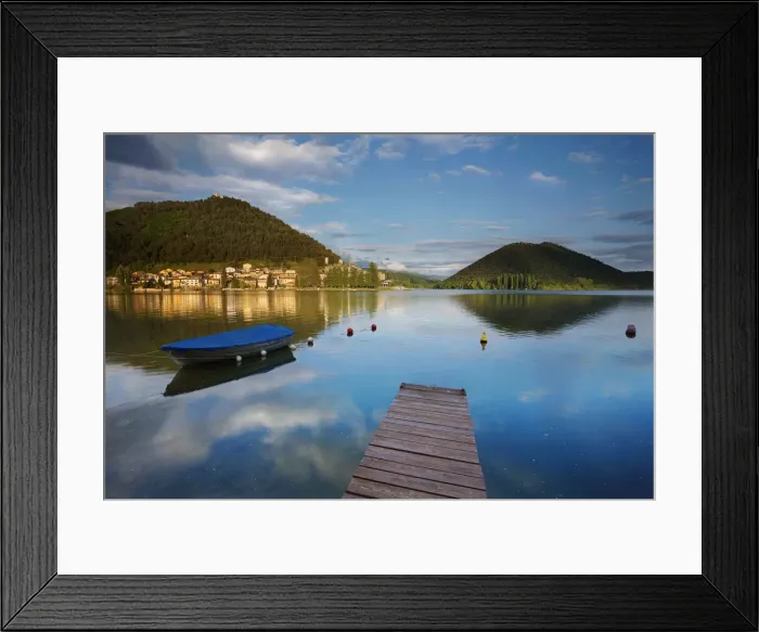 Framed Print : Italy, Umbria, Terni district, piediluco lake Framed Print : Italy, Umbria, Terni district, piediluco lake