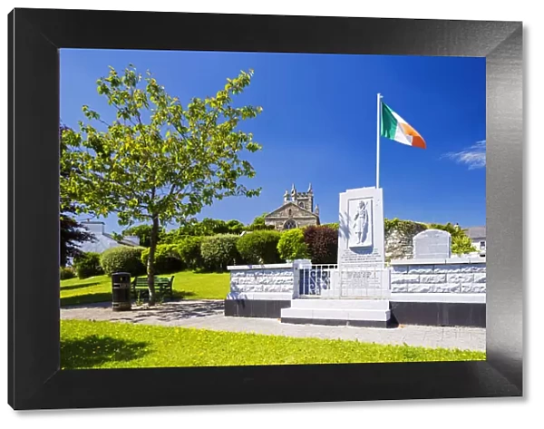 Ireland, County Roscommon, Ballinlough. A war memorial dedicated to the resistance