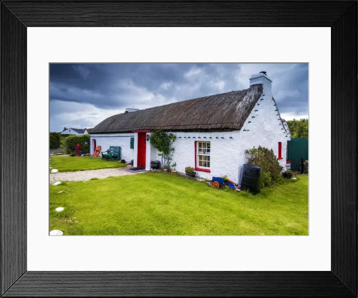 Framed Print : Traditional Irish Cottage, Inishowen Peninsula, Co. Donegal, Ireland Framed Print : Traditional Irish Cottage, Inishowen Peninsula, Co. Donegal, Ireland