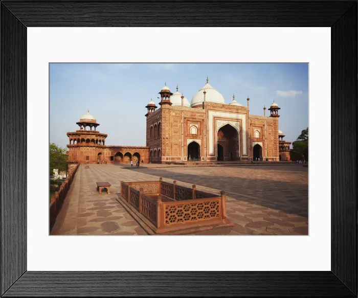 Framed Print : Jawab in grounds of Taj Mahal, Agra, Uttar Pradesh, India Framed Print : Jawab in grounds of Taj Mahal, Agra, Uttar Pradesh, India