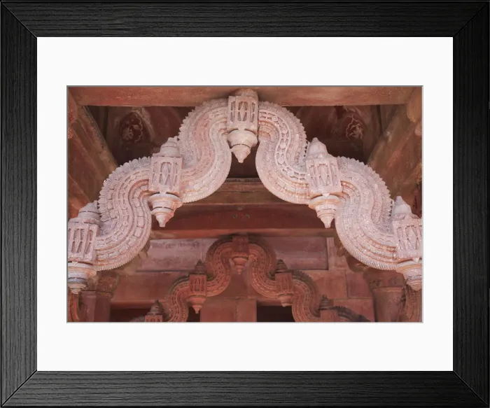 Framed Print : Details of carving at the Astrologers Kiosk, Fatehpur Sikri (UNESCO World Heritage Framed Print : Details of carving at the Astrologers Kiosk, Fatehpur Sikri (UNESCO World Heritage