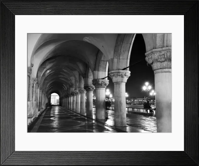 Framed Print : Columns of The Doges Palace at night, Venice, Veneto region, Italy Framed Print : Columns of The Doges Palace at night, Venice, Veneto region, Italy