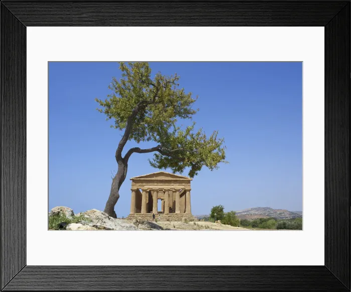 Framed Print : Tempio della Concordia, Valle dei Tempi, Agrigento, Sicily, Italy Framed Print : Tempio della Concordia, Valle dei Tempi, Agrigento, Sicily, Italy