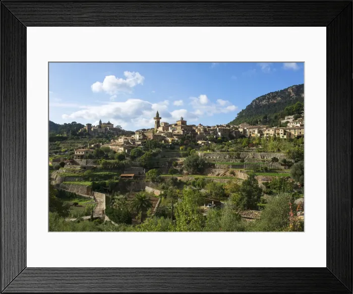 Framed Print : Valldemossa, Mallorca, Balearen, Spanien Framed Print : Valldemossa, Mallorca, Balearen, Spanien