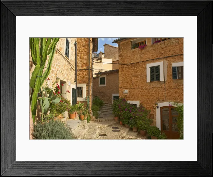 Framed Print : Alley in Fornalutx, Majorca, Balearics, Spain Framed Print : Alley in Fornalutx, Majorca, Balearics, Spain