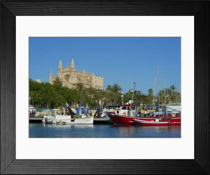 Framed Print : Cathedral La Seu in Palma de Mallorca, Majorca, Balearics, Spain Framed Print : Cathedral La Seu in Palma de Mallorca, Majorca, Balearics, Spain