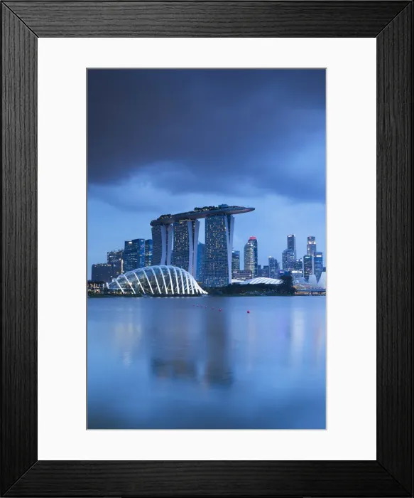 Framed Print : Marina Bay Sands Hotel and Gardens by the Bay, Singapore Framed Print : Marina Bay Sands Hotel and Gardens by the Bay, Singapore