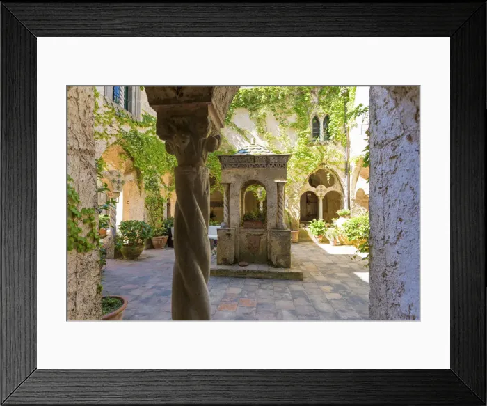 Framed Print : Ravello, Amalfi Coast, Sorrento, Italy. View of the cloister of Villa Rufolo Framed Print : Ravello, Amalfi Coast, Sorrento, Italy. View of the cloister of Villa Rufolo