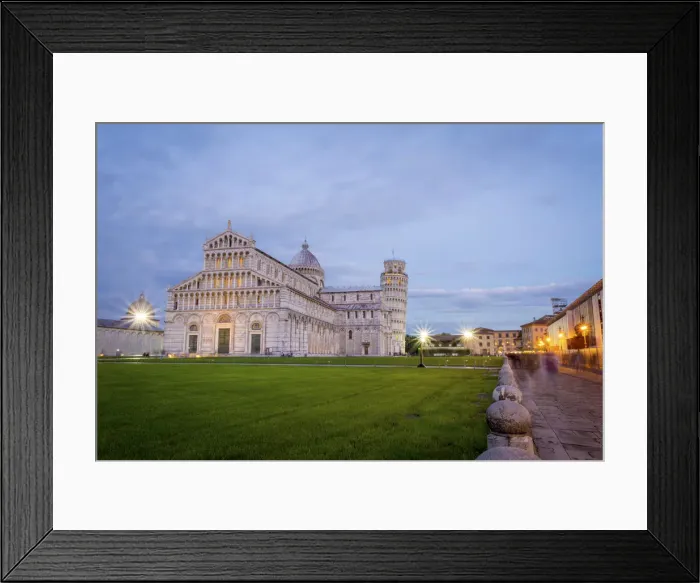 Framed Print : Pisa, Campo dei Miracoli, Tuscany. Cathedral and leaning tower at dusk, long exposure Framed Print : Pisa, Campo dei Miracoli, Tuscany. Cathedral and leaning tower at dusk, long exposure