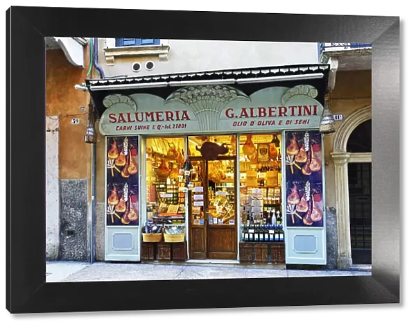 Delicatessen shop Salumeria Albertini, Corso S. Anastasia, Verona, Veneto, Italy