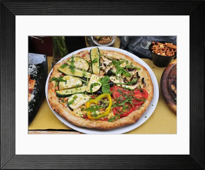 Framed Print : Pizza romana. Rome, Italy Framed Print : Pizza romana. Rome, Italy