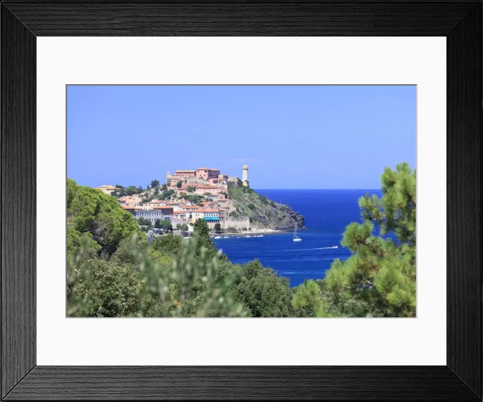Framed Print : Italy, Italia. Tuscany, Toscana Livorno district. Tuscan Archipelago National Park Framed Print : Italy, Italia. Tuscany, Toscana Livorno district. Tuscan Archipelago National Park