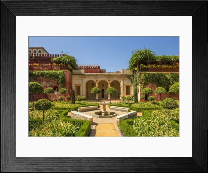 Framed Print : Garden of the Patio of Casa de Pilatos, Svilla, Andalusia, Spain