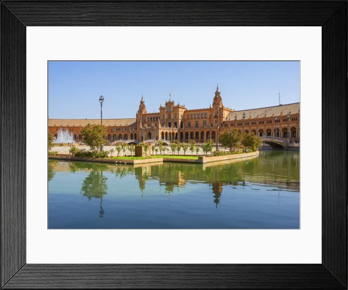Framed Print : Plaza de Espana, Sevilla, Andalusia, Spain Framed Print : Plaza de Espana, Sevilla, Andalusia, Spain