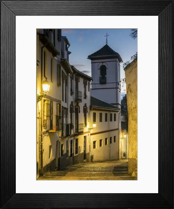 Framed Print : Picturesque view at dusk of a street in the Albayzin district, Granada, Andalusia, Spain