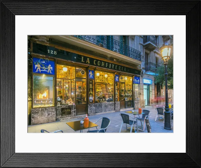 Framed Print : Exterior view of the historic La Confiteria bar located in Raval neighborhood, Barcelona Framed Print : Exterior view of the historic La Confiteria bar located in Raval neighborhood, Barcelona