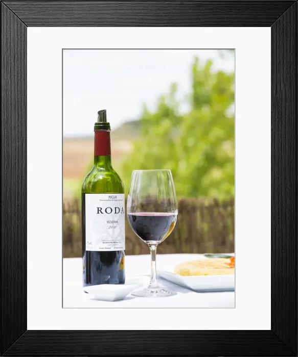 Framed Print : Spain, La Rioja, Haro. Lunch at Roda, a modern Rioja winery Framed Print : Spain, La Rioja, Haro. Lunch at Roda, a modern Rioja winery