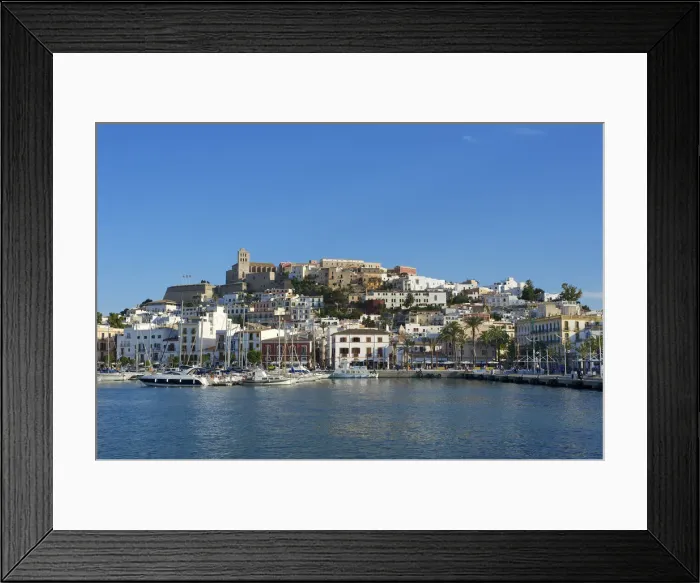 Framed Print : Dalt Vila, Eivissa, Ibiza Stadt, Ibiza, Balearen, Spanien Framed Print : Dalt Vila, Eivissa, Ibiza Stadt, Ibiza, Balearen, Spanien