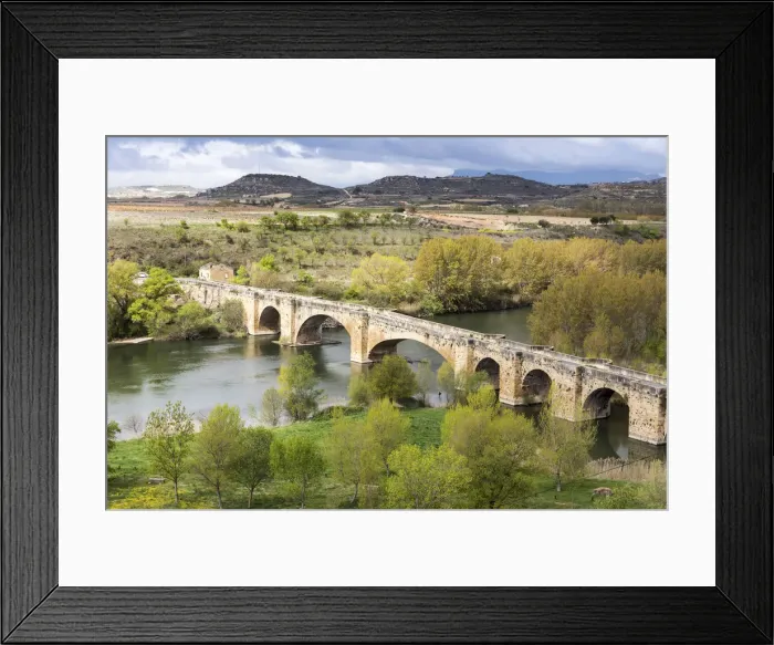 Framed Print : Medieval, stone bridge crossing the river Ebro at San Vicente de la Sonsierra, La Rioja Framed Print : Medieval, stone bridge crossing the river Ebro at San Vicente de la Sonsierra, La Rioja