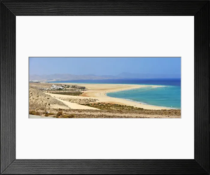 Framed Print : Playa de Sotavento de Jandia. Fuerteventura, Canary Islands Framed Print : Playa de Sotavento de Jandia. Fuerteventura, Canary Islands