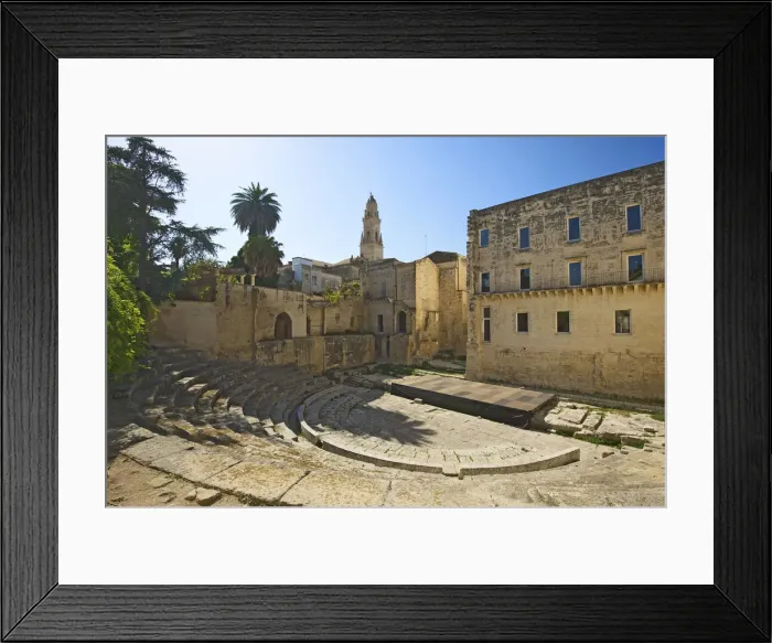 Framed Print : Roman amphitheatre in Lecce, Apulia, Italy Framed Print : Roman amphitheatre in Lecce, Apulia, Italy