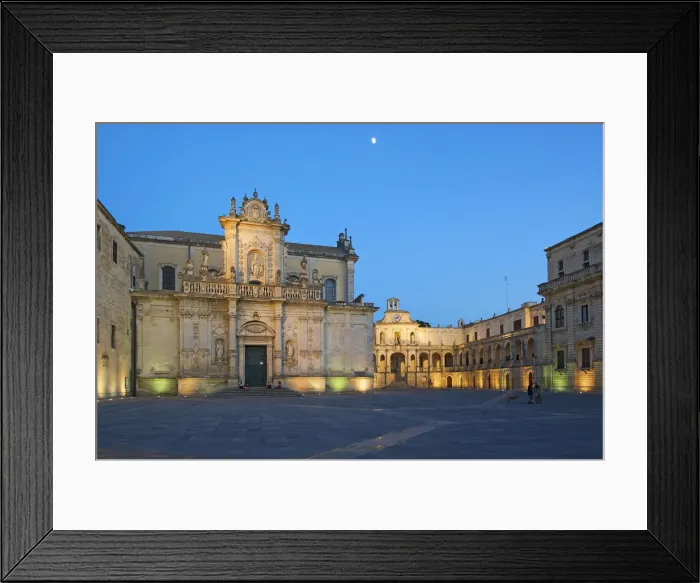 Framed Print : Cathedral and Palazzo Episkopale, Piazza Duomo, Lecce, Apulia, Italy Framed Print : Cathedral and Palazzo Episkopale, Piazza Duomo, Lecce, Apulia, Italy