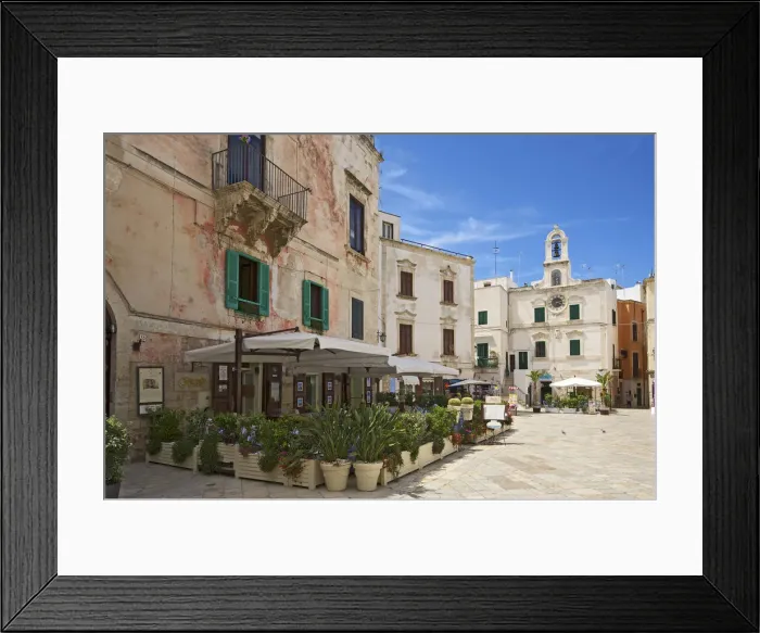 Framed Print : Piazza Vittorio Emanuele II, Polignano a Mare, Apulia, Italy Framed Print : Piazza Vittorio Emanuele II, Polignano a Mare, Apulia, Italy