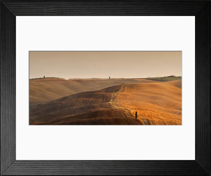 Framed Print : Italy, Tuscany, Siena district, Orcia Valley, countryside Framed Print : Italy, Tuscany, Siena district, Orcia Valley, countryside