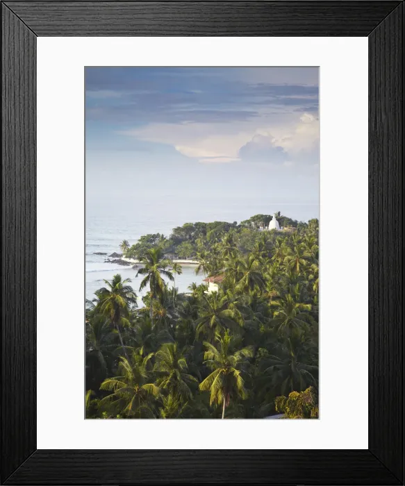 Framed Print : Unawatuna at dawn, Southern Province, Sri Lanka Framed Print : Unawatuna at dawn, Southern Province, Sri Lanka