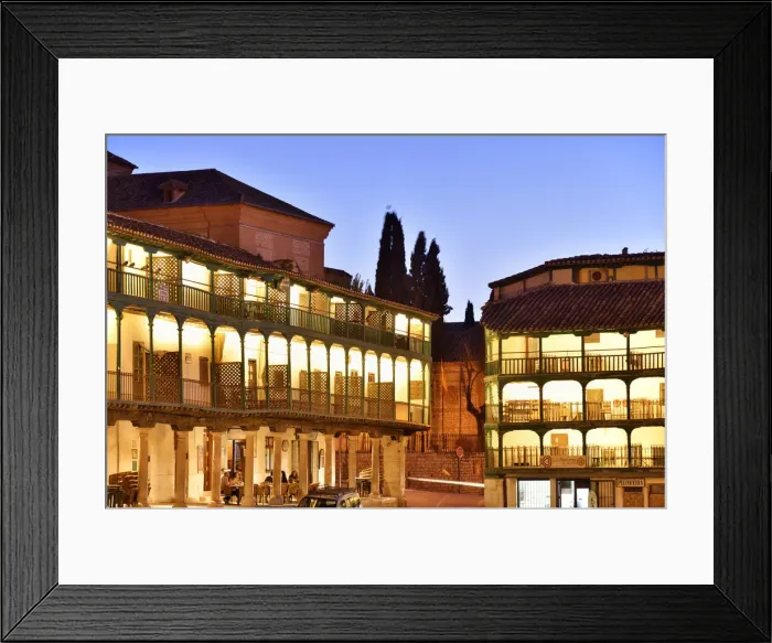 Framed Print : Galleried houses and cafes that surround the 15th-17th century Plaza Mayor. Chinchon Framed Print : Galleried houses and cafes that surround the 15th-17th century Plaza Mayor. Chinchon