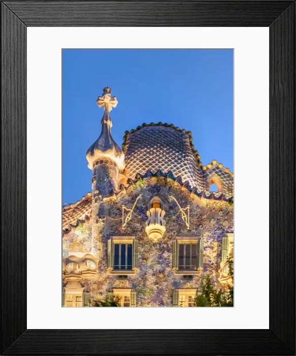 Framed Print : Casa Batllo, Barcelona, Catalonia, Spain Framed Print : Casa Batllo, Barcelona, Catalonia, Spain