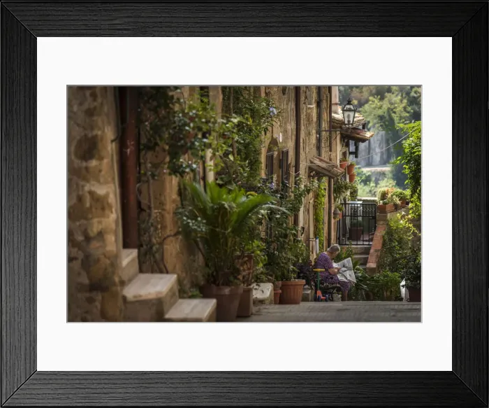 Framed Print : europe, italy, Tuscany. Pitigliano. a street scene Framed Print : europe, italy, Tuscany. Pitigliano. a street scene