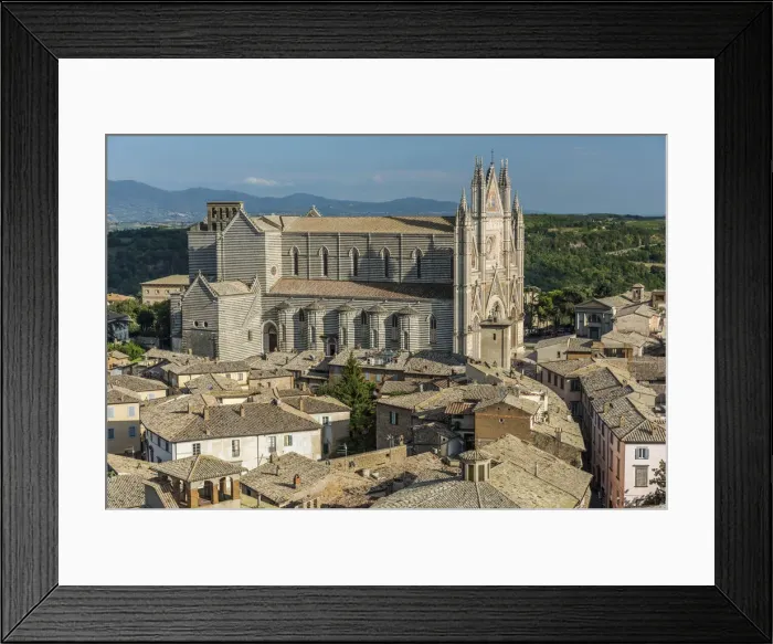 Framed Print : europe, italy, Umbria, Orvieto. view of the cathedral from the torre del moro