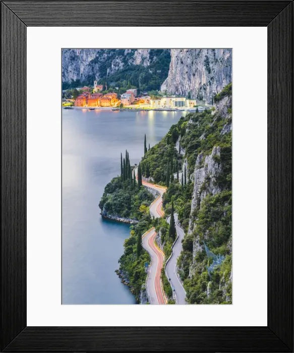 Framed Print : Strada della Forra, Tremosine, lake Garda, Brescia district, Lombardy, Italy Framed Print : Strada della Forra, Tremosine, lake Garda, Brescia district, Lombardy, Italy