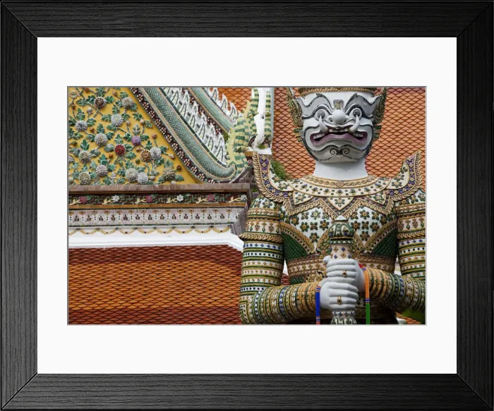 Framed Print : Detail in the Wat Arun Temple in Bangkok Thailand Framed Print : Detail in the Wat Arun Temple in Bangkok Thailand