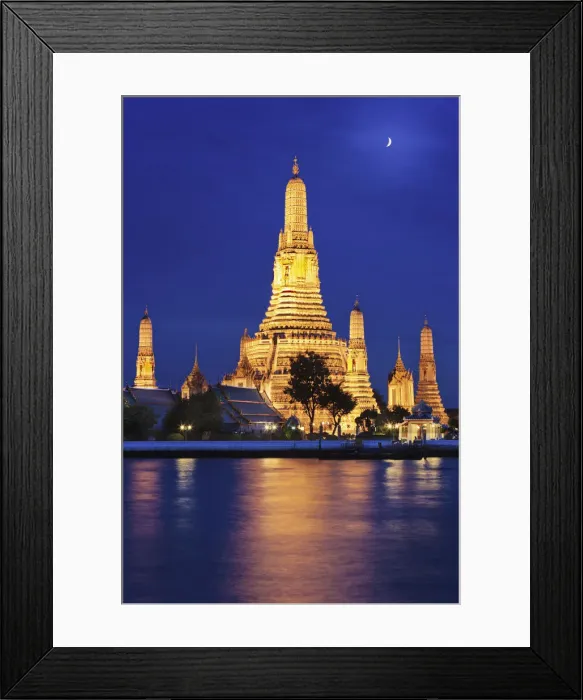 Framed Print : Thailand, bangkok, Wat Arun Temple at night Framed Print : Thailand, bangkok, Wat Arun Temple at night