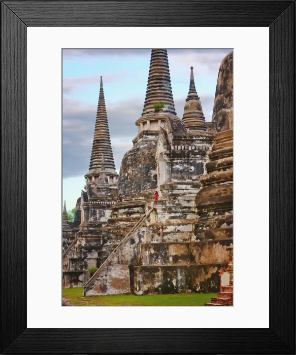 Framed Print : Thailand, Ayutthaya, Wat Phra Si Sanphet, Girl on steps MR Framed Print : Thailand, Ayutthaya, Wat Phra Si Sanphet, Girl on steps MR