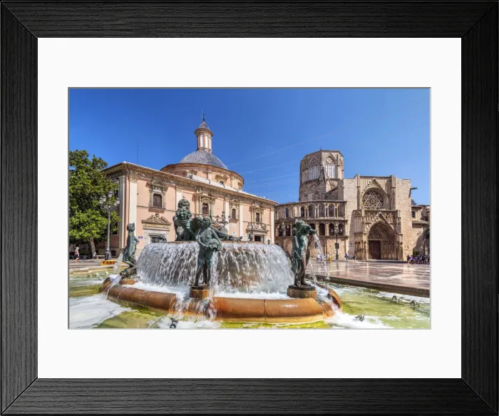 Framed Print : Plaza de la Virgen, Valencia, Comunidad Valenciana, Spain Framed Print : Plaza de la Virgen, Valencia, Comunidad Valenciana, Spain