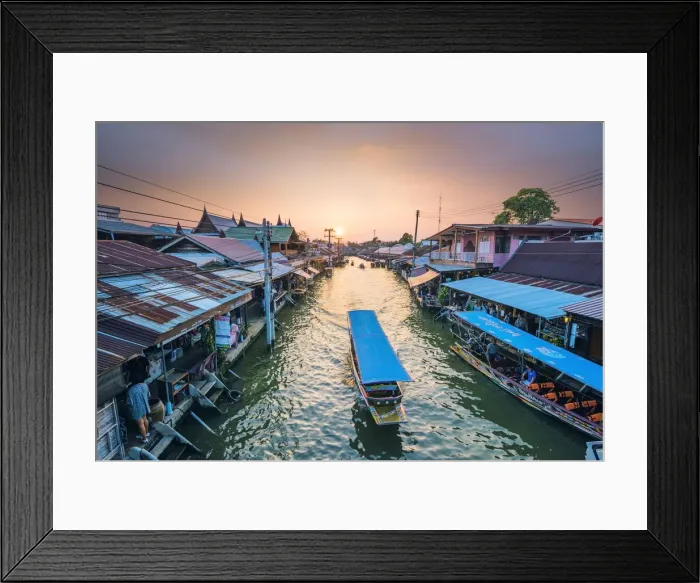 Framed Print : Amphawa floating market, Samut Songkhram, Bangkok, Thailand Framed Print : Amphawa floating market, Samut Songkhram, Bangkok, Thailand