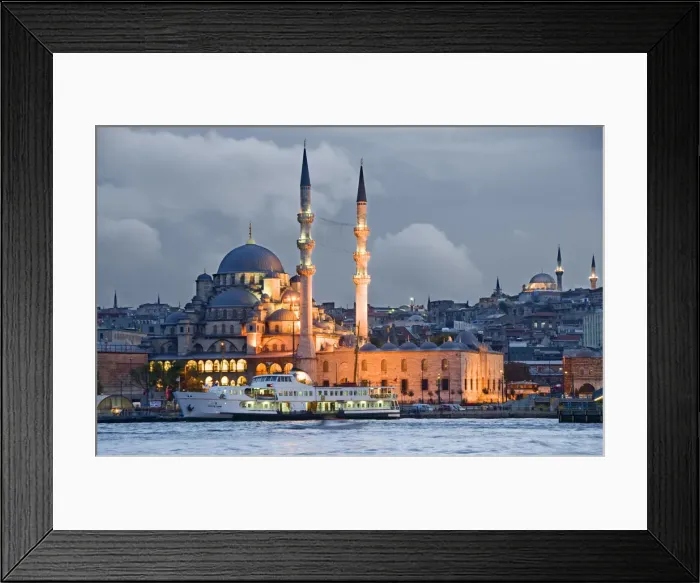 Framed Print : Yeni Camii, the great mosque near the Golden Horn. Istanbul, Turkey