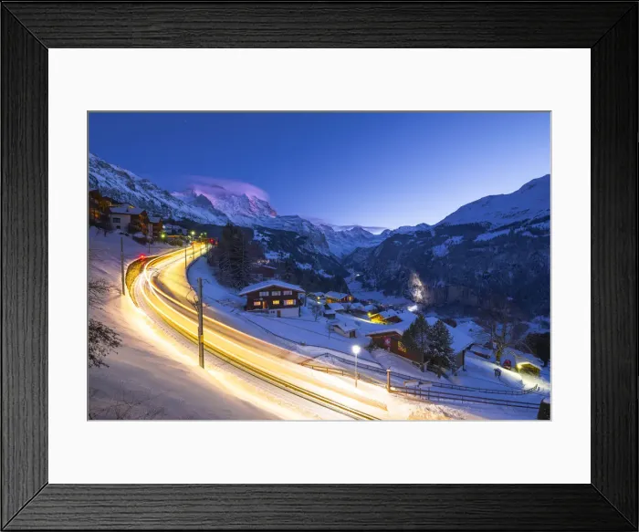 Framed Print : Wengen and Lauterbrunnen valley, Berner Oberland, canton of Bern, Switzerland Framed Print : Wengen and Lauterbrunnen valley, Berner Oberland, canton of Bern, Switzerland