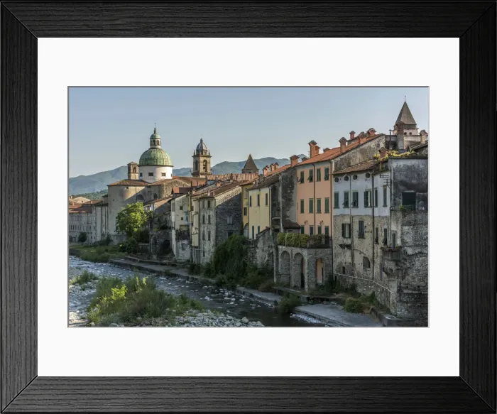 Framed Print : Italy, Tuscany, Pontremoli in Lunigiana Framed Print : Italy, Tuscany, Pontremoli in Lunigiana