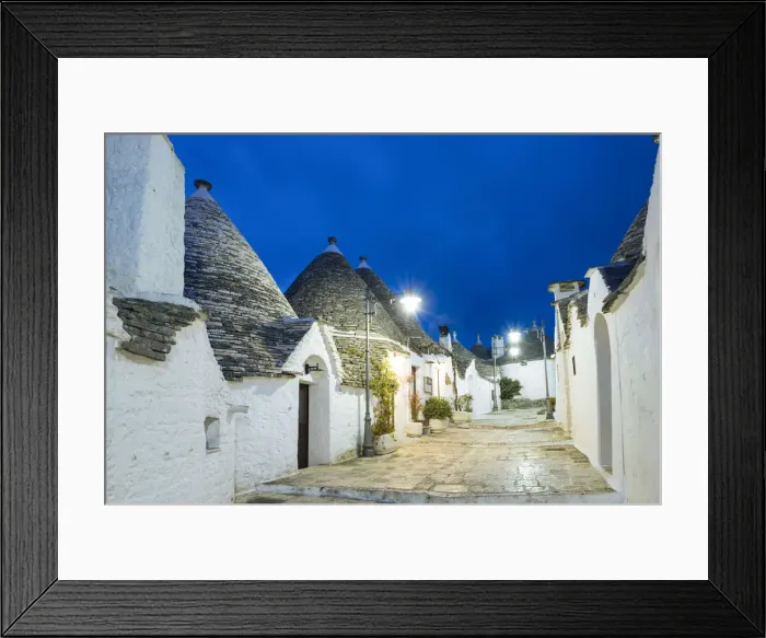 Framed Print : Traditional Trulli style houses in Alberobello, Puglia, Italy, Europe Framed Print : Traditional Trulli style houses in Alberobello, Puglia, Italy, Europe