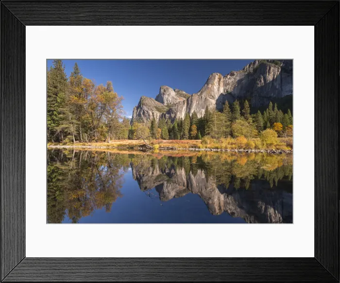 Framed Print : Yosemite Valley reflected in the Merced River at Valley View, Yosemite National Park Framed Print : Yosemite Valley reflected in the Merced River at Valley View, Yosemite National Park