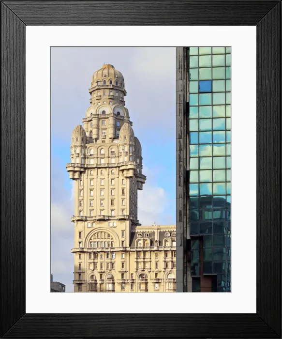 Framed Print : Uruguay, Montevideo, View of the Salvo Palace on the Independence Square Framed Print : Uruguay, Montevideo, View of the Salvo Palace on the Independence Square