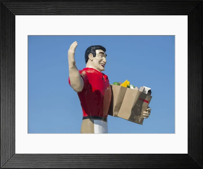 Framed Print : USA, Midwest, Massac County, Illinois, Metropolis, statue at supermarket Framed Print : USA, Midwest, Massac County, Illinois, Metropolis, statue at supermarket