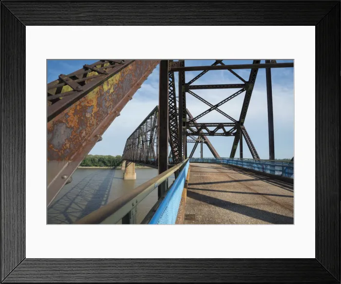 Framed Print : USA, Missouri, St, Louis, The Chain of Rocks Bridge spans the Mississippi River