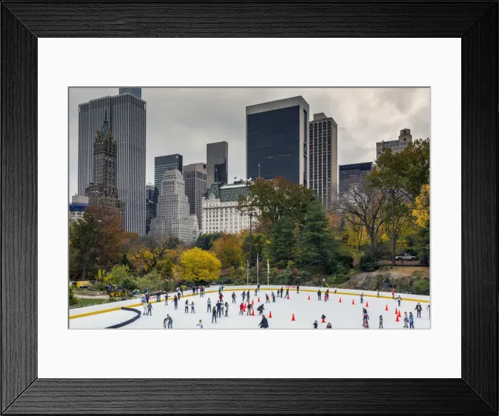 Framed Print : Wollman Rink with autumn colors, Central Park, Manhattan, New York, USA Framed Print : Wollman Rink with autumn colors, Central Park, Manhattan, New York, USA